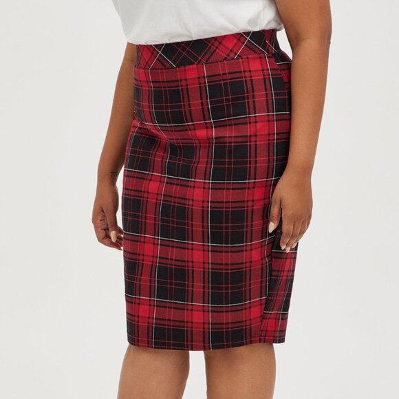 NWT Torrid Sz 2 Midi Studio Luxe Ponte Pencil Skirt Red Plaid - Picture 3 of 3